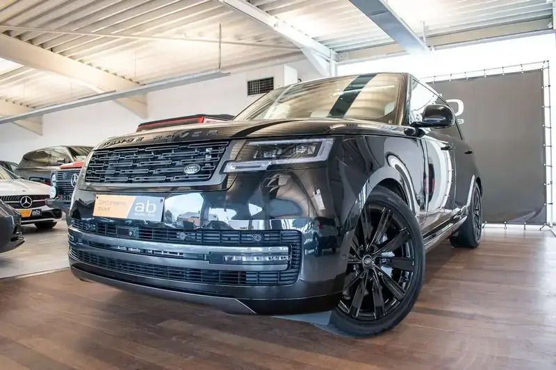 Noir Utilisé 2023 Land Rover Range Rover HSE SUV | 154 990 € - Image 1/4