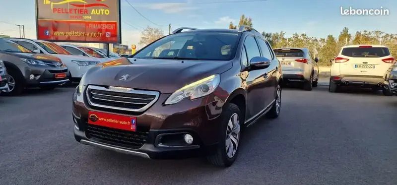 Utilisé 2015 Peugeot 2008 Style SUV | 6 900 € (Prix juste) - Image 1/4