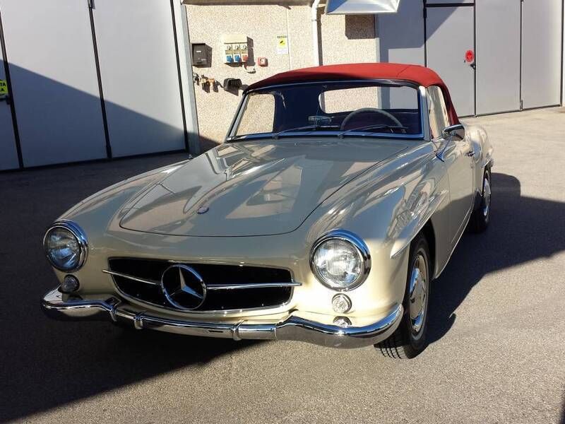 Beige Utilisé 1962 Mercedes 190 Cabriolet | 195 000 € - Image 1/4