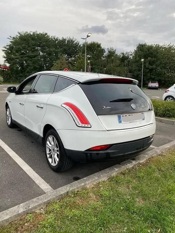 Utilisé 2011 Lancia Delta Silver Berline | 2 990 € - Image 1/4