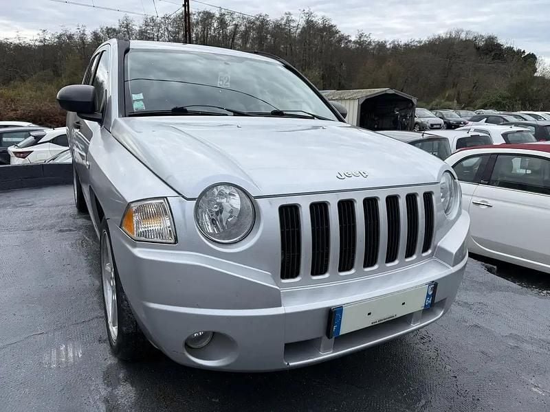 Gris Occasion 2006 Jeep Compass Limited SUV | 6 990 € - Image 1/4