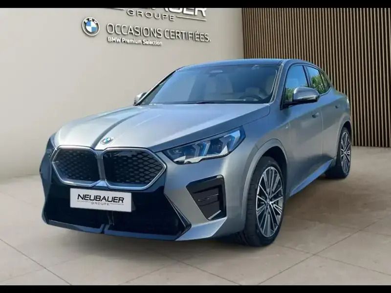 Utilisé 2025 BMW iX2 M Sport SUV | 52 490 € - Image 1/4