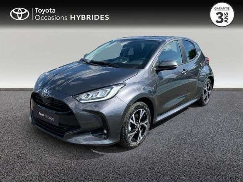 Nouvelle 2025 Toyota Yaris Hybrid Design Berline | 23 490 € (Prix juste) - Image 1/1