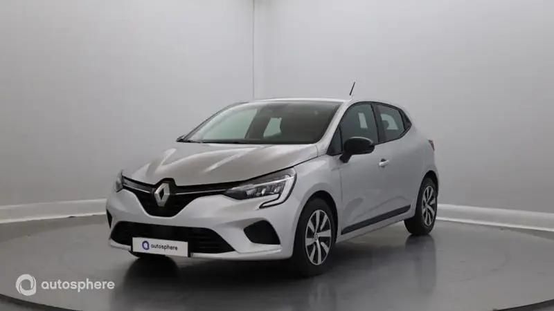 Utilisé 2023 Renault Clio V Equilibre Berline | 15 999 € (Prix juste) - Image 1/4