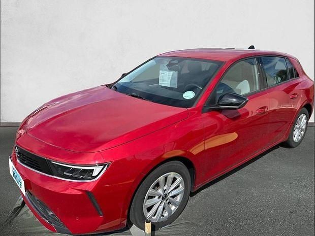 Rouge Utilisé 2023 Opel Astra Edition | 18 490 € (Prix juste) - Image 1/4