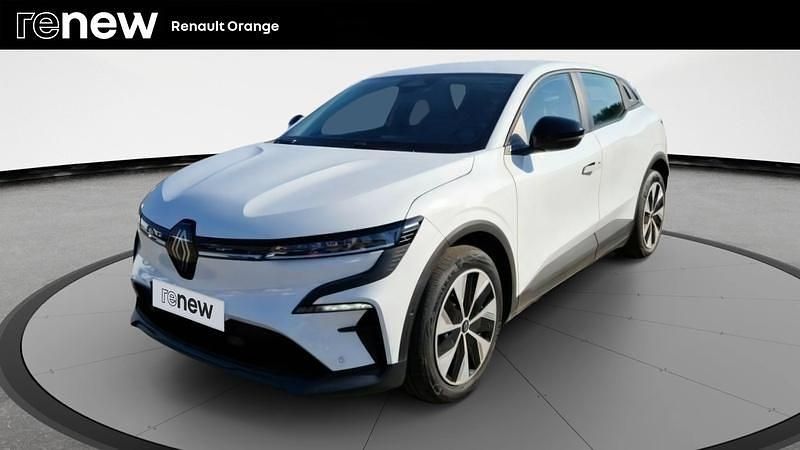 Blanc Utilisé 2022 Renault Mégane Evolution Berline | 18 999 € (Super prix) - Image 1/4