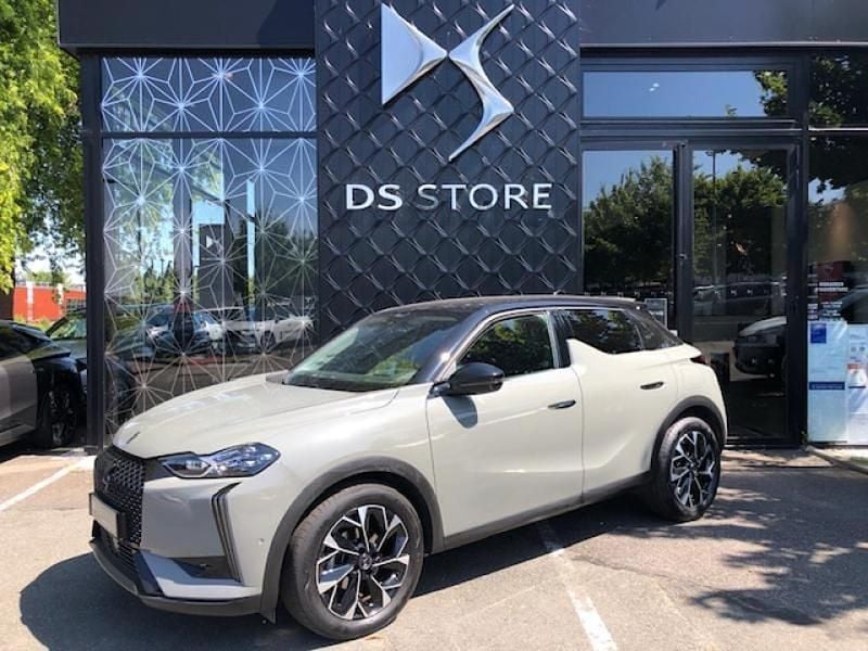 Gris Utilisé 2022 DS Automobiles DS3 Opera Citadine | 25 989 € (Prix juste) - Image 1/4