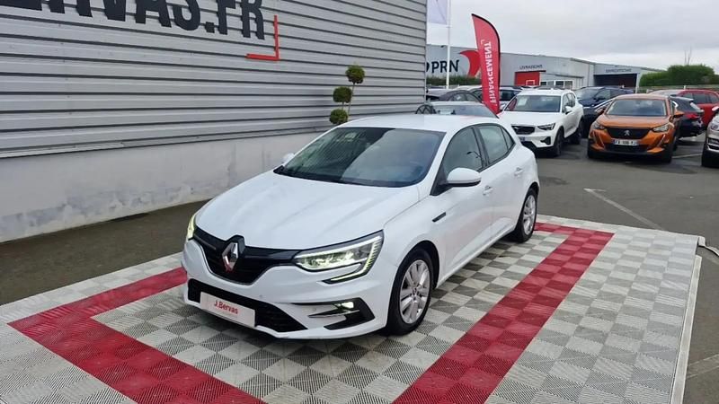 Occasion Renault Mégane IV Business 116 ch (85 kW) 2022 Blanc Berline