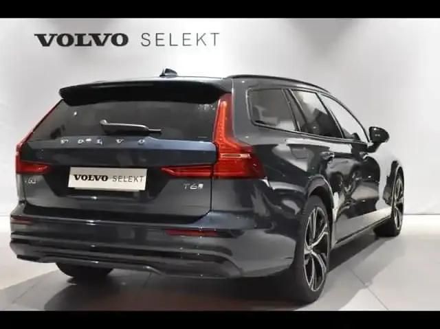 Occasion Volvo V60 Plus 253 ch (186 kW) 2024 Bleu Break