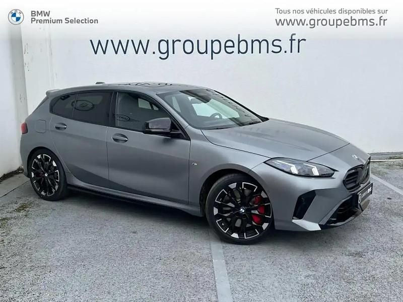 Gris Nouvelle 2025 BMW 135 M Performance Citadine | 74 900 € (Prix juste) - Image 1/4