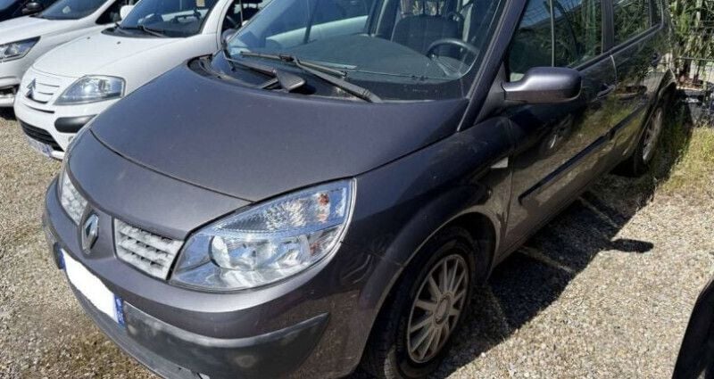 Utilisé 2005 Renault Scénic II Expression Monospace | 4 990 € - Image 1/4