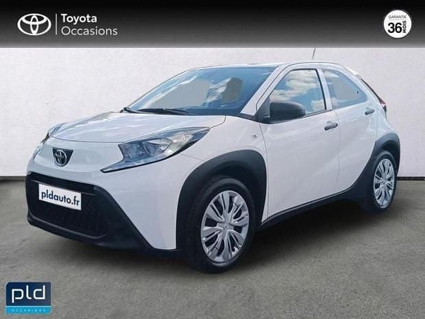 Blanc Utilisé 2023 Toyota Aygo Active Citadine | 13 990 € (Prix juste) - Image 1/4