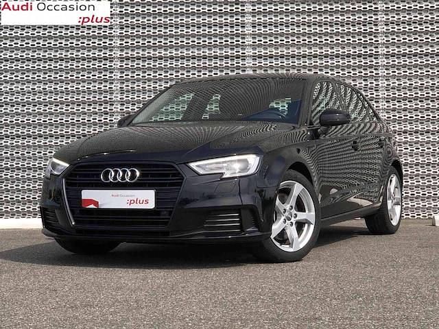 Noir mythic métallisé Utilisé 2020 Audi A3 Sport | 19 990 € (Super prix) - Image 1/4