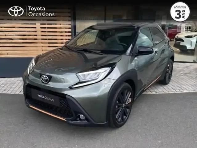 Noir Occasion 2022 Toyota Aygo X Limited SUV | 16 990 € (Prix juste) - Image 1/3