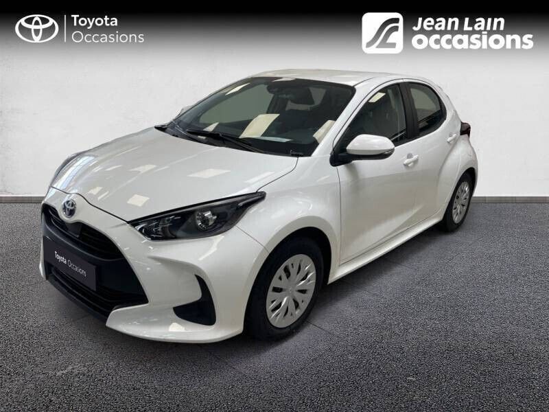 Blanc Utilisé 2023 Toyota Yaris Berline | 20 790 € (Prix juste) - Image 1/4