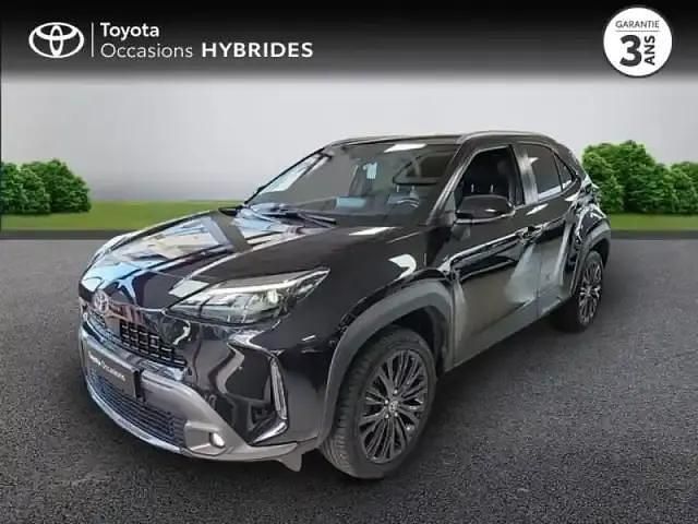 Noir intense (m) Utilisé 2022 Toyota Yaris Hybrid SUV | 23 490 € (Prix assez cher) - Image 1/4