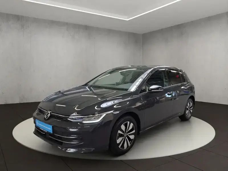 Gris Utilisé 2024 VW Golf VIII Life Berline | 32 100 € (Prix cher) - Image 1/4