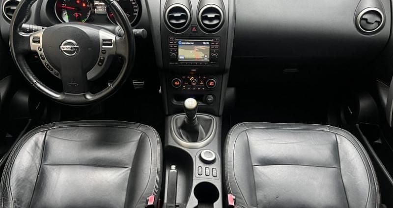 Image 2/4