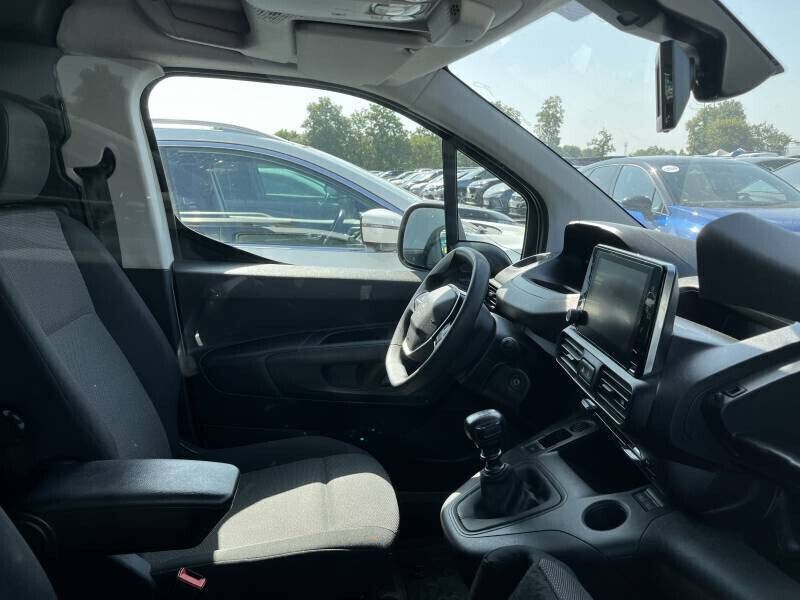 Occasion Peugeot Partner Premium 130 ch (95 kW) 2022 Blanc Monospace