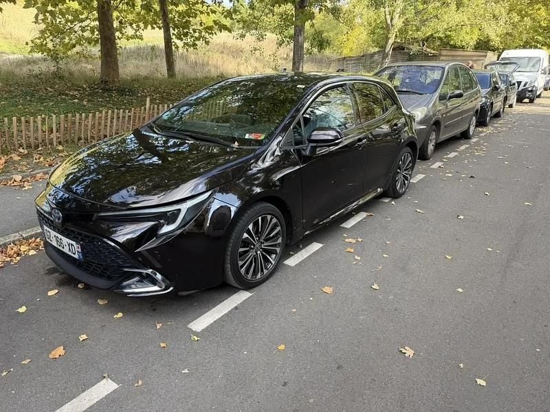 Occasion 2023 Toyota Corolla Berline | 20 990 € (Bon prix) - Image 1/4