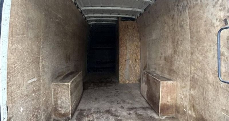 Utilisé 2016 VW Crafter Van | 23 000 € (Prix cher) - Image 1/4