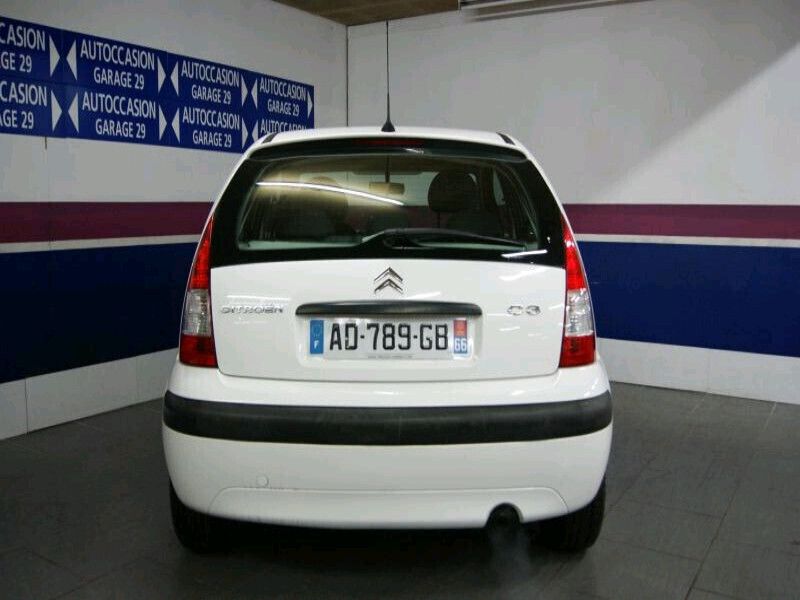 Image 3/4
