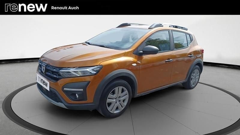 Orange Utilisé 2022 Dacia Sandero Essentiel Citadine | 13 990 € (Prix juste) - Image 1/4