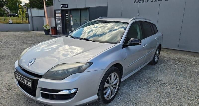 Utilisé 2012 Renault Laguna III Bose Edition Berline | 6 490 € (Prix cher) - Image 1/4