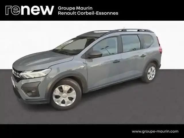 Gris urbain Occasion 2024 Dacia Jogger Essentiel Monospace | 17 390 € (Prix juste) - Image 1/4