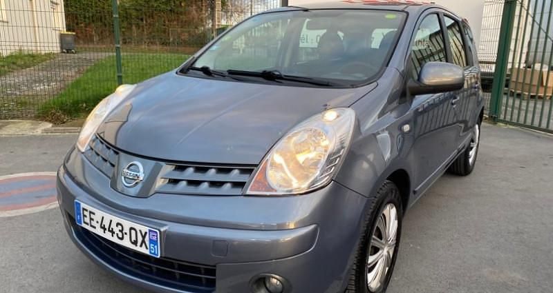 Gris Occasion 2008 Nissan Note Acenta Citadine | 3 990 € - Image 1/4