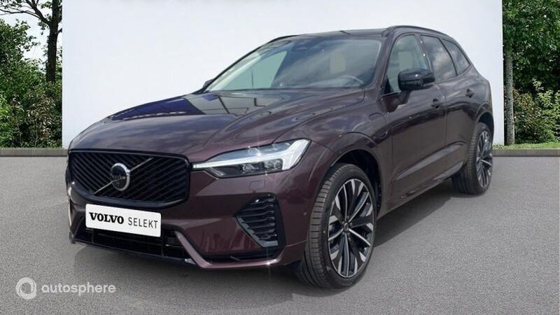 Rouge Nouvelle 2025 Volvo XC60 Ultra SUV | 75 999 € - Image 1/4