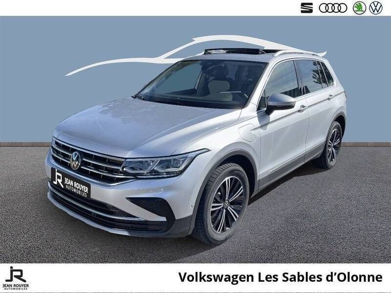 Argent Utilisé 2024 VW Tiguan Elegance SUV | 38 999 € (Prix juste) - Image 1/3