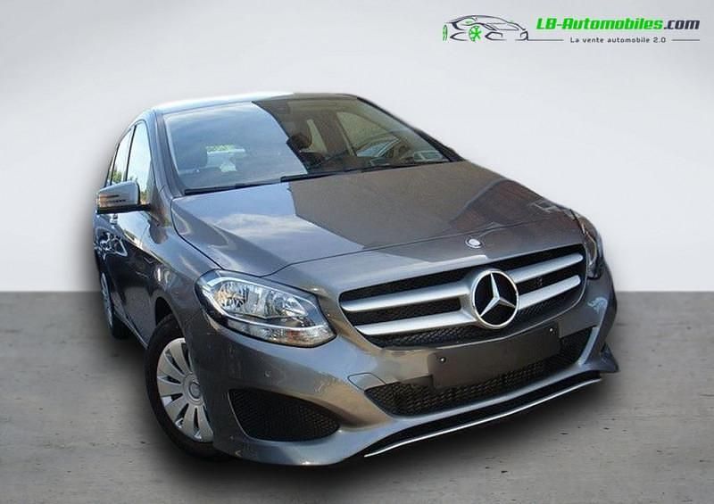 Utilisé 2016 Mercedes B180 Monospace | 15 900 € (Bon prix) - Image 1/4