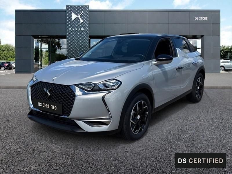 Cristal pearl (n) toit noir Utilisé 2022 DS Automobiles DS3 Crossback E-Tense Bastille SUV | 23 489 € (Bon prix) - Image 1/4