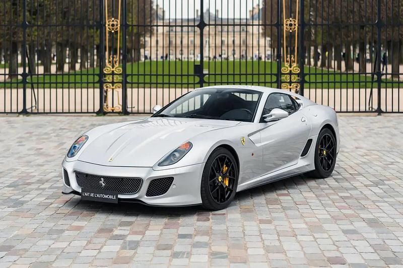 Argent Utilisé 2010 Ferrari 599 Coupé | 795 000 € - Image 1/4