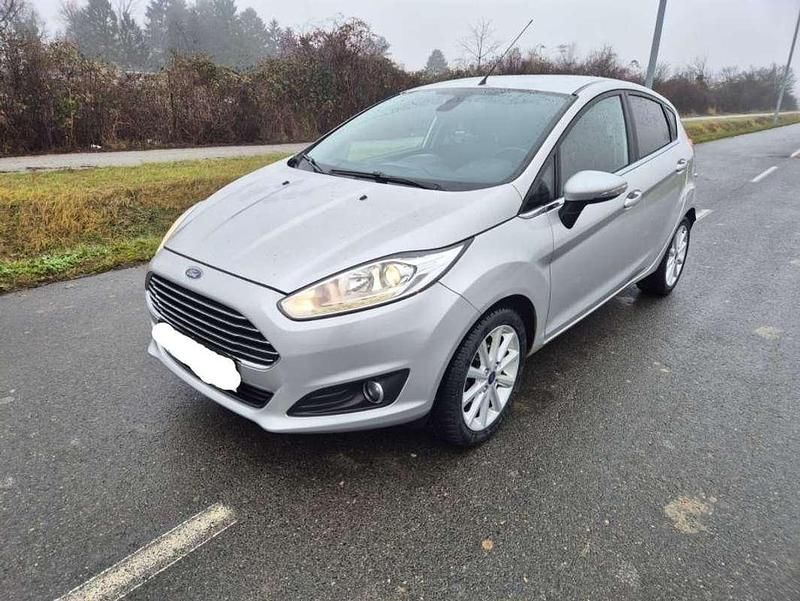 Occasion Ford Fiesta Titanium 90 ch (66 kW) 2010 Gris Citadine