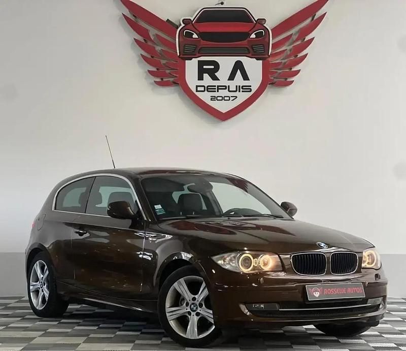 Brun Utilisé 2010 BMW 118 Citadine | 6 999 € (Prix juste) - Image 1/4