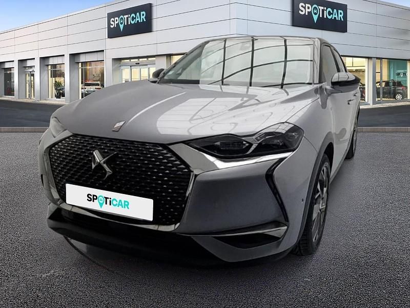 Gris Utilisé 2021 DS Automobiles DS3 Crossback E-Tense Grand Chic SUV | 16 790 € (Prix juste) - Image 1/4