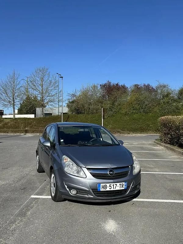 Image 2/4