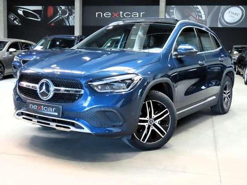 Occasion Mercedes GLA200 Luxury 163 ch (119 kW) 2021 Bleu SUV