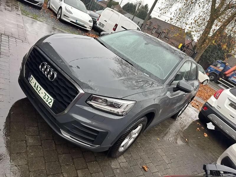Gris Occasion 2017 Audi Q2 Sport SUV | 15 700 € (Bon prix) - Image 1/4