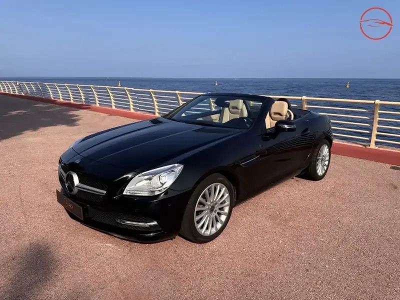 Noir Utilisé 2012 Mercedes SLK200 Cabriolet | 22 900 € - Image 1/4
