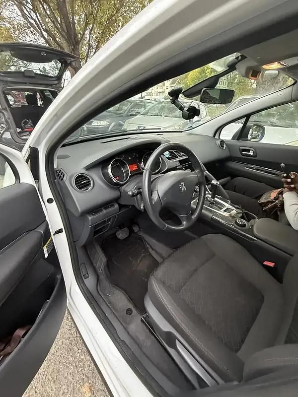 Utilisé 2014 Peugeot 3008 Active SUV | 4 500 € (Prix juste) - Image 1/4