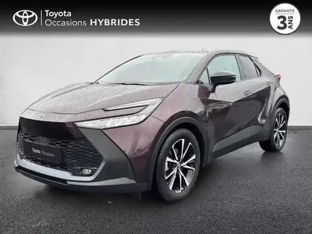 Violet Occasion 2024 Toyota C-HR Design SUV | 29 470 € (Prix juste) - Image 1/4