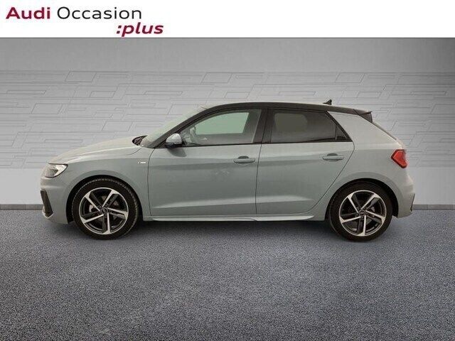 Gris flèche nacré Utilisé 2024 Audi A1 Sportback S-Line Citadine | 32 900 € (Prix assez cher) - Image 1/3