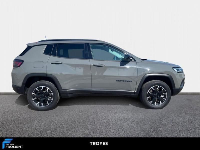 Occasion Jeep Compass 180 ch (132 kW) 2023 Gris SUV