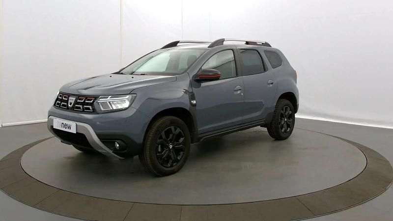 Gris Utilisé 2022 Dacia Duster Extreme SUV | 20 590 € (Prix juste) - Image 1/4