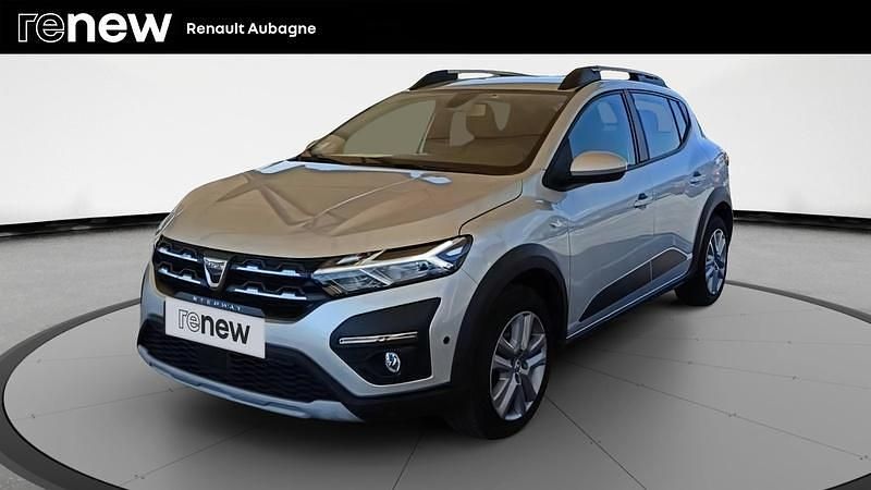 Gris Utilisé 2022 Dacia Sandero Comfort Citadine | 12 490 € (Prix juste) - Image 1/4