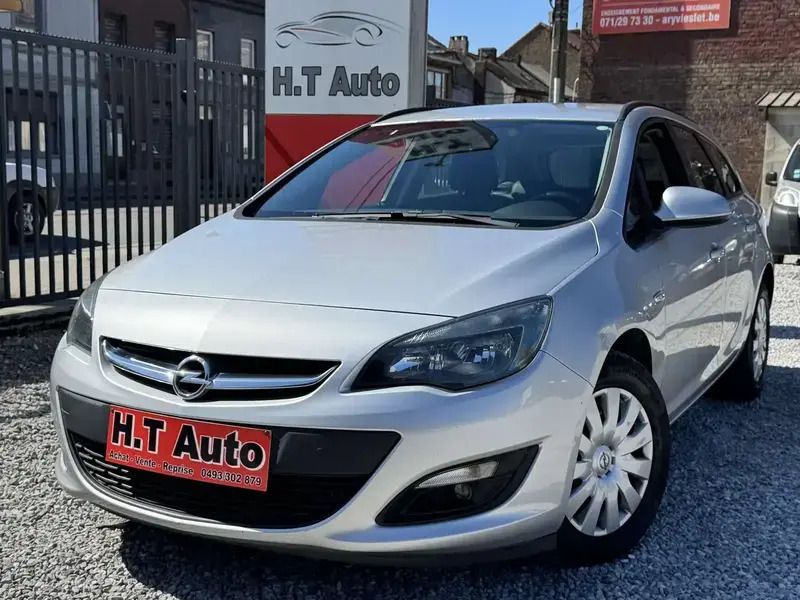Gris Utilisé 2015 Opel Astra Break | 4 999 € (Bon prix) - Image 1/4