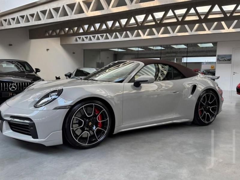 Utilisé 2021 Porsche 911 Turbo Coupé | 209 992 € (Prix juste) - Image 1/4